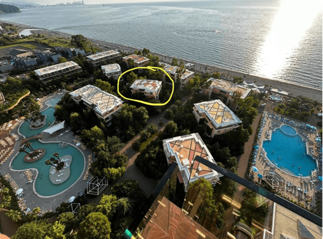 Dreamland Oasis aerial view — apartment marked